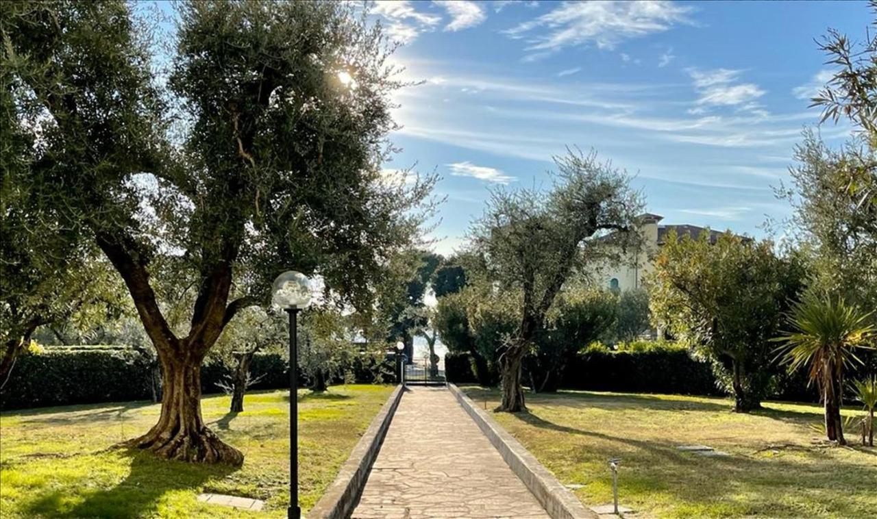 Appartamento Con Vista Lago Toscolano Maderno Exterior photo